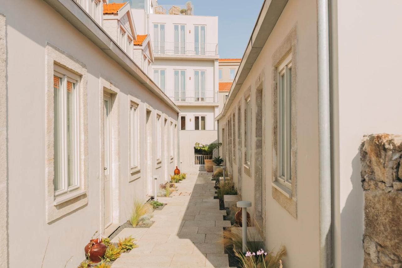 Village Aparthotel By Boa Porto Exterior photo The narrow alleyway of the courtyard of the convent